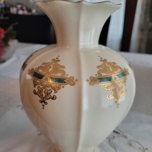 Vintage Lenox Elegant Cream and Gold Vase